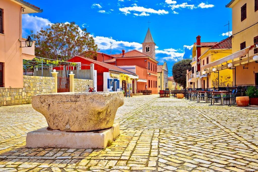 Luxury Heritage Apartment Zara Antica Zadar Exterior foto