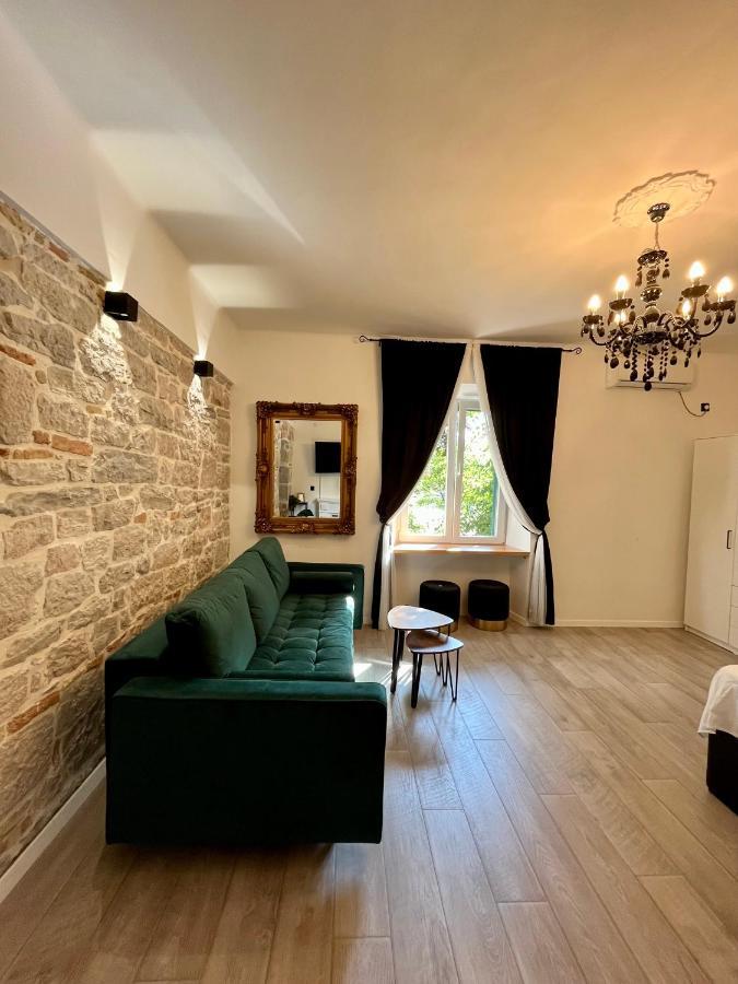 Luxury Heritage Apartment Zara Antica Zadar Exterior foto